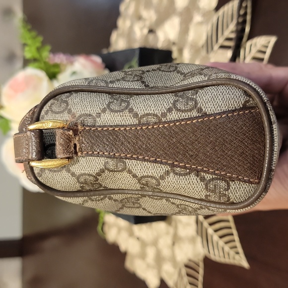 Gucci Bags Authentic Gucci Sling Bag Poshmark